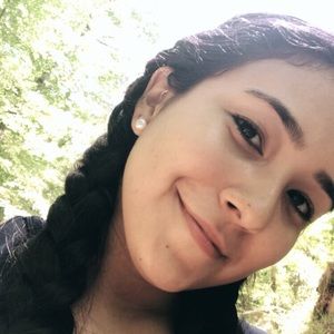 Meet your Posher, Ariana